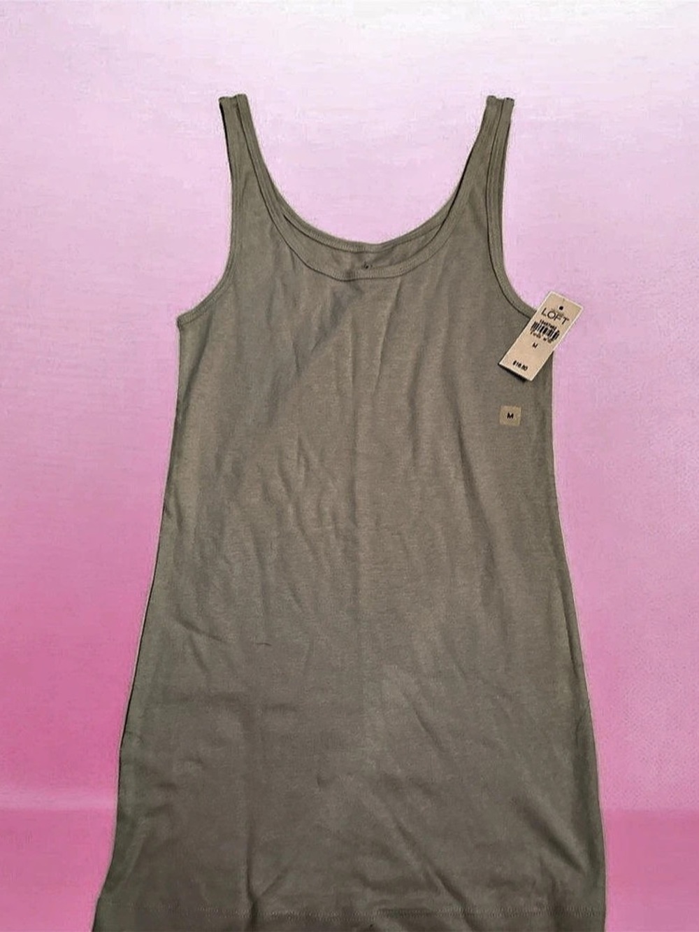 LOFT Tank Top in Gray Size Medium NWT